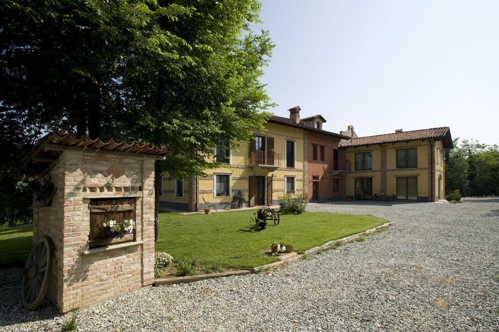 Agriturismo Cascina Monchiero برا المظهر الخارجي الصورة
