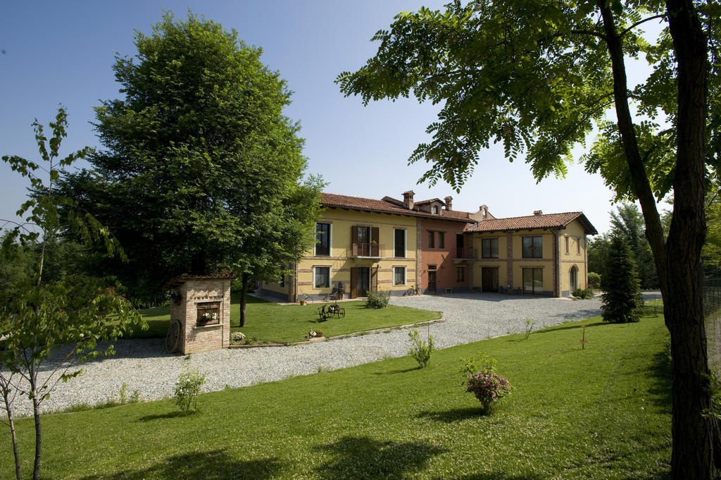 Agriturismo Cascina Monchiero برا المظهر الخارجي الصورة