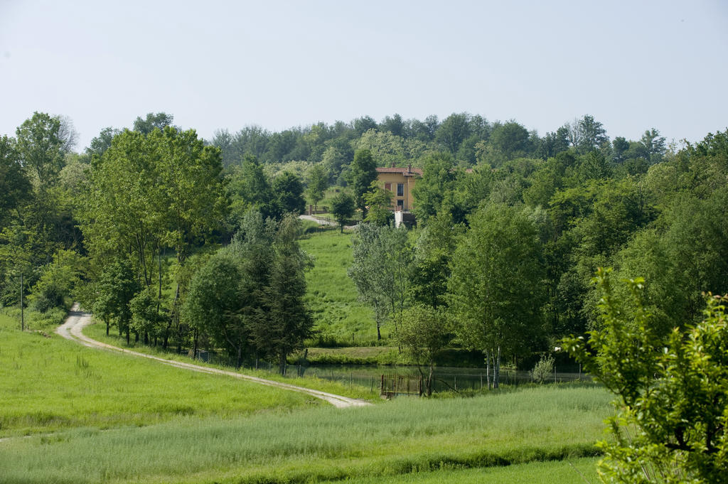 Agriturismo Cascina Monchiero برا المظهر الخارجي الصورة